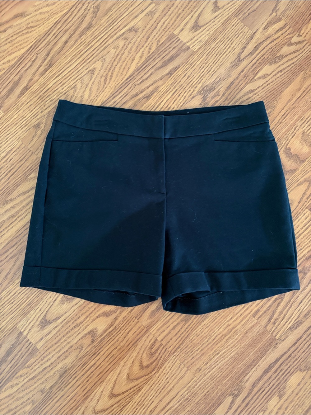 Apt. 9 Black Tailored Cuffed Shorts